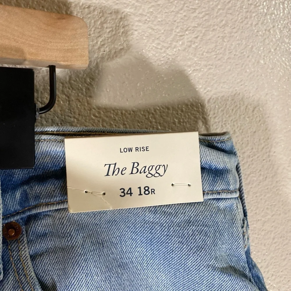 Abercrombie & Fitch Low Rise Baggy Jean Cuffed  24 / 18R
